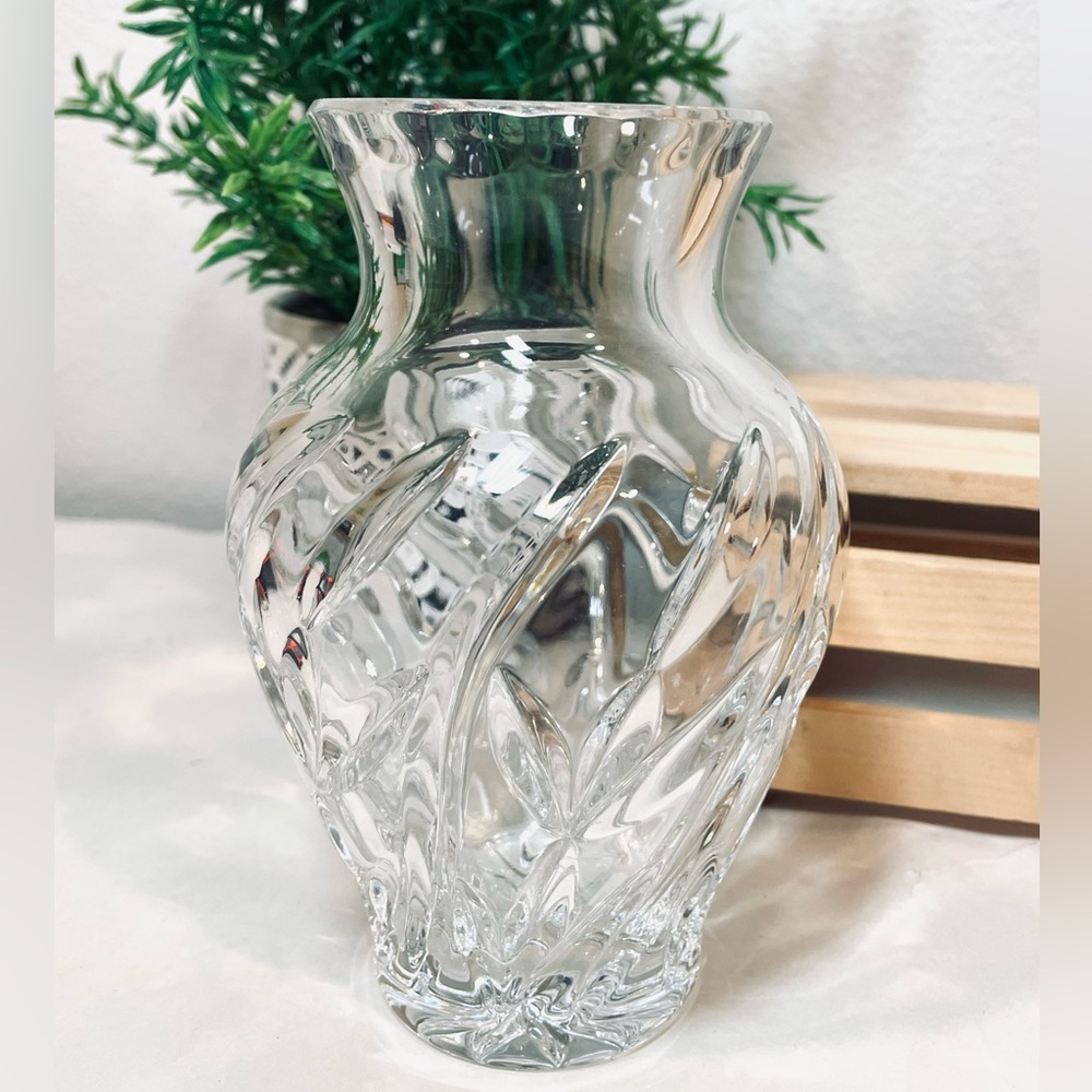 Vintage Leaded Crystal Etched Vase | Source Unknown | Heavy! | EUC